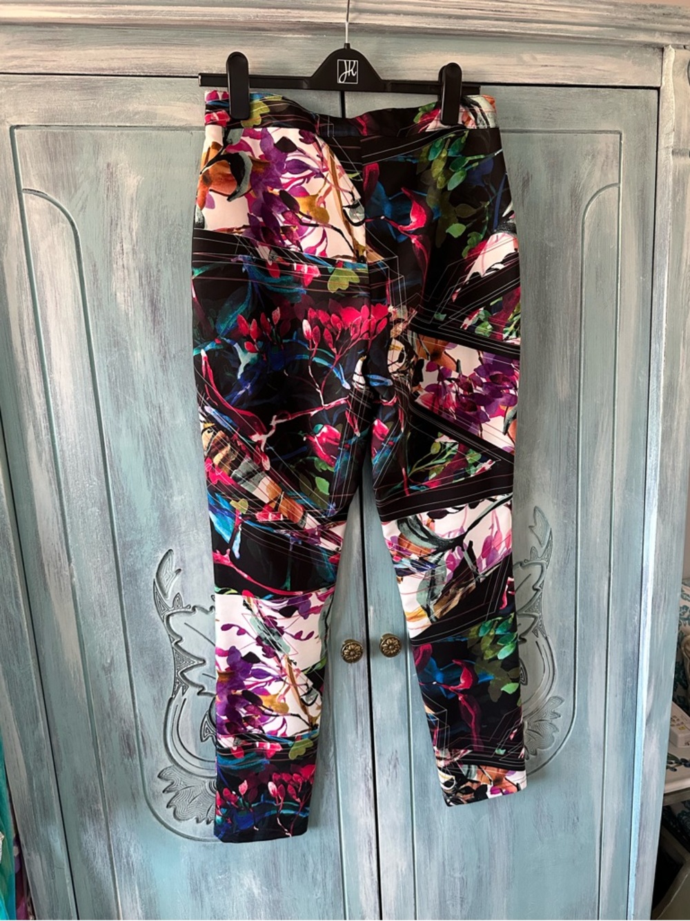 Joseph Ribkoff Multicolor Abstract Floral Pants, size 10, like new, $50 - Picture 3 of 5